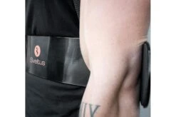 Arm Blaster, Biceps/Triceps - Sveltus -Martiaux Fitness Magasin arm blaster bicepstriceps sveltus 3