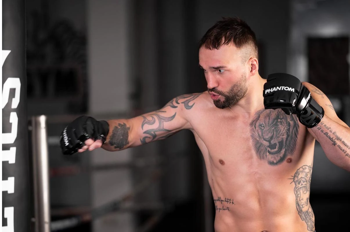 Gants MMA initiation, avec pouce - APEX Hybrid, Phantom Athletics Gants MMA Initiation, Avec Pouce - APEX Hybrid, Phantom Athletics -Martiaux Fitness Magasin gants mma entrainement avec pouce apex hybrid phantom athletics 5