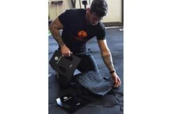 Paire De Plaques En Acier Pour Gilet Lesté Pro, Avec Poignées, Sveltus -Martiaux Fitness Magasin paire de plaques en acier pour gilet leste pro avec poignees sveltus 4